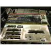 Image 1 : HORNBY RAILWAYS FLYING SCOTSMAN ELECTRIC TRAIN SET ( MAY BE MISSING PIECES)