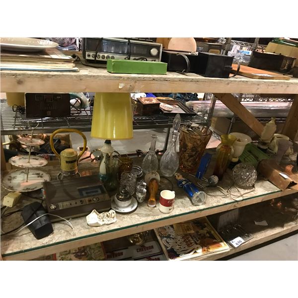 ASSORTED COLLECTABLES INCLUDING; VASES, MUGS, LAMPS AND MORE