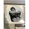 Image 2 : 5 VINYL RECORDS ARTISTS INCLUDE ELVIS PRESLEY, CHUCK BERRY, PRINCE AND THE REVOLUTION, KATE BUSH,