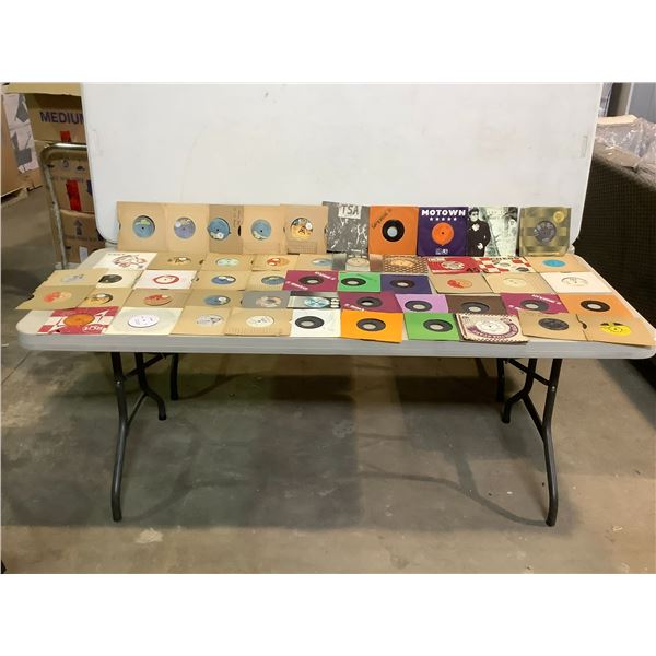 ASSORTED 45 RPM VINYL RECORDS ARTISTS INCLUDE LOU REED, MOTOWN, RANDY EDELMAN, STEVE FORBERT,