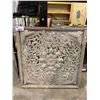 Image 1 : MIRRORED BACK WALL ART