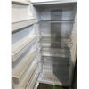 Image 2 : FRIGIDAIRE STANDING FREEZER MODEL FFFH20F3WW0