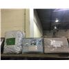Image 1 : 2 DUVETS, MARTHA STEWART AND JENNIFER ADAMS AND KATE SPADE 3 PIECE COMFORTER SET KING SIZE