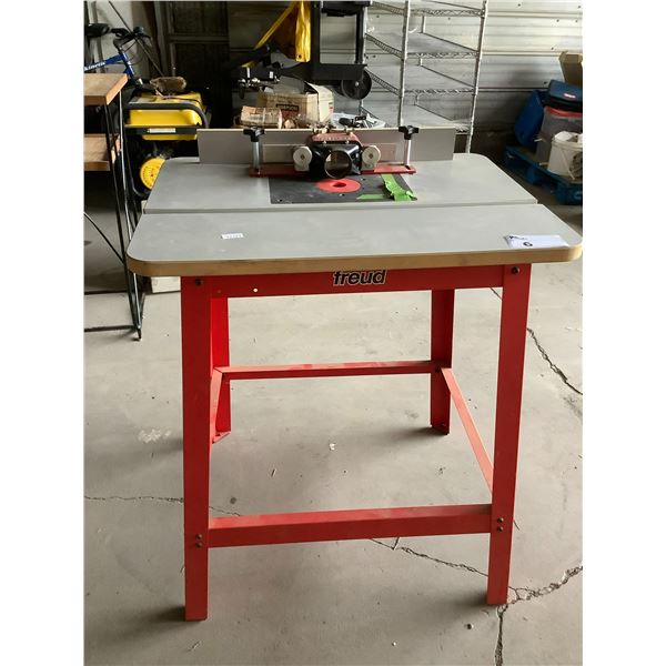 FREUD ROUTER TABLE