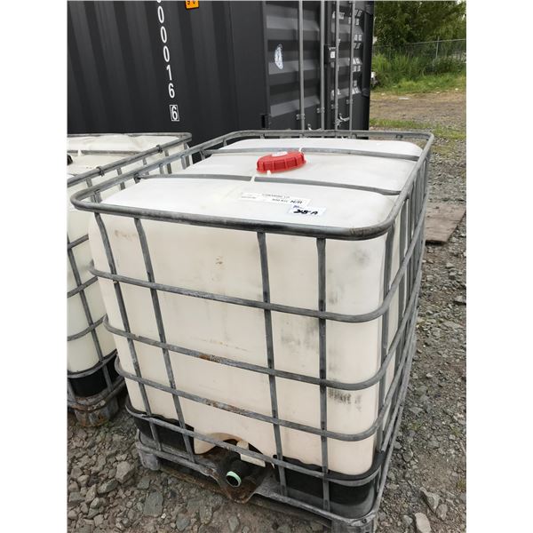 LIQUID CONTAINER WITH METAL FRAME