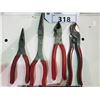 Image 2 : 4 PC SNAP-ON PLIER SET, AND SNAP-ON 6 PIECE ROLL PIN PUNCH SET