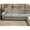 Image 2 : GREY 2 PIECE SECTIONAL SOFA