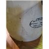 Image 1 : MEDALTA STONE CROCK POT (HAS CRACKS)