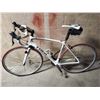 Image 2 : TREK MADONE 5.2 OCLV CARBON 20 SPEED BICYCLE