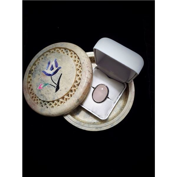 New Pink Rose Quartz Ring & Carved Box, size 7.5, (Stamped)