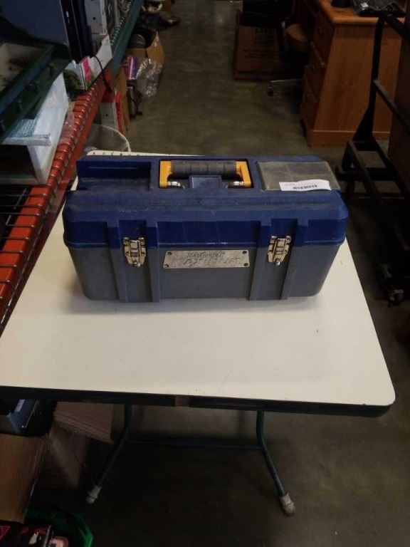 MASTERCRAFT MAXIMUM TOOLBOX WITH CONTENTS