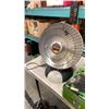 Image 2 : BEACH TOOLBOX, GARDEN HOSE AND HEAT DISH