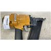 Image 2 : STANLEY BOSTICH AIR NAILER