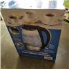 Image 2 : AS NEW HAMILTON BEACH 1.7 LITER GLASS ELECTRIC KETTLE