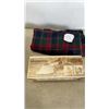 Image 2 : BOX OF SEWING SUPPLIES, ELASTIC LACE, FABRIC AND MORE
