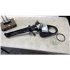 Image 2 : SPRING ARM MAGNIFIER LIGHT AND DESK LIGHT BOTH WORKING