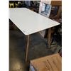 Image 2 : MODERN DINING TABLE