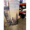 Image 2 : 2 CANVAS CITY PRINTS