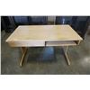 Image 1 : MAPLE 1 DRAWER DESK