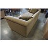 Image 8 : UPHOLSTERED SOFA WITH 2 THROW PILLOWS
