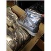 Image 2 : BOX OF SIZE 9 METALLIC SHOES