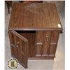 Image 1 : VINTAGE SIDE TABLE