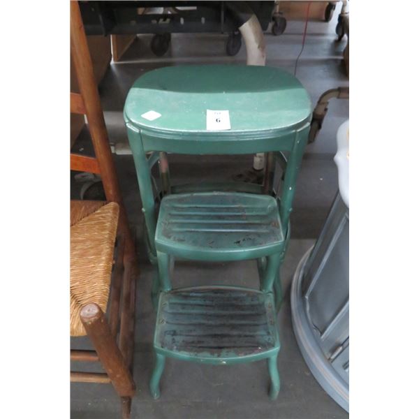 Green Metal 2 Step Ladder