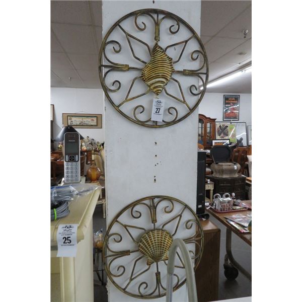 Metal Round Shell Motif Wall Art (3)