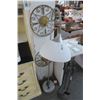 Image 1 : White Shade Floor Lamp