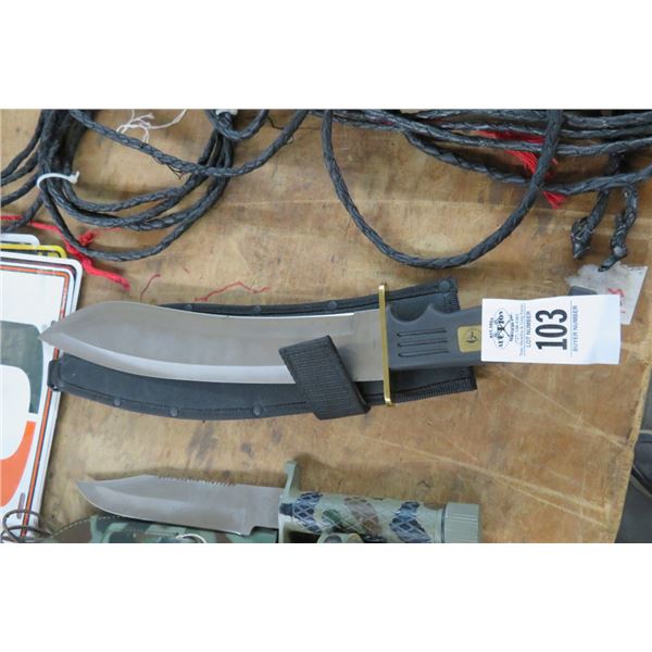Knife w/Sheath