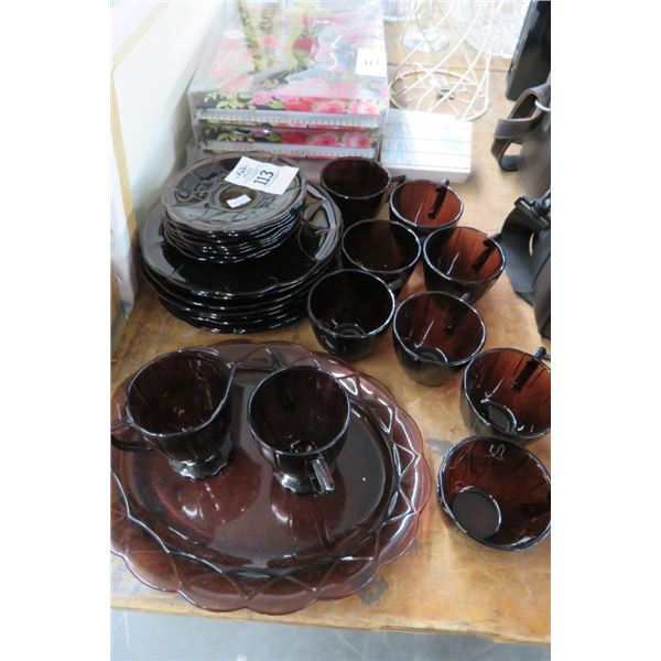 Red Glass Set of 8 Piece Dinner Set