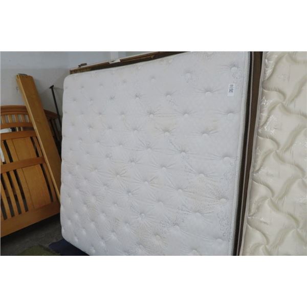 King Size Pillowtop Mattress & Box Spring Set