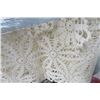 Image 2 : Crochet Table Cloth