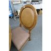 Image 3 : Oak Dining Table w/4 Chairs & Leaf