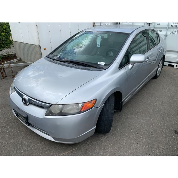 *TOW* 2006 HONDA CIVIC, 4 DR SEDAN, SILVER, VIN# 2HGFA16566H037530