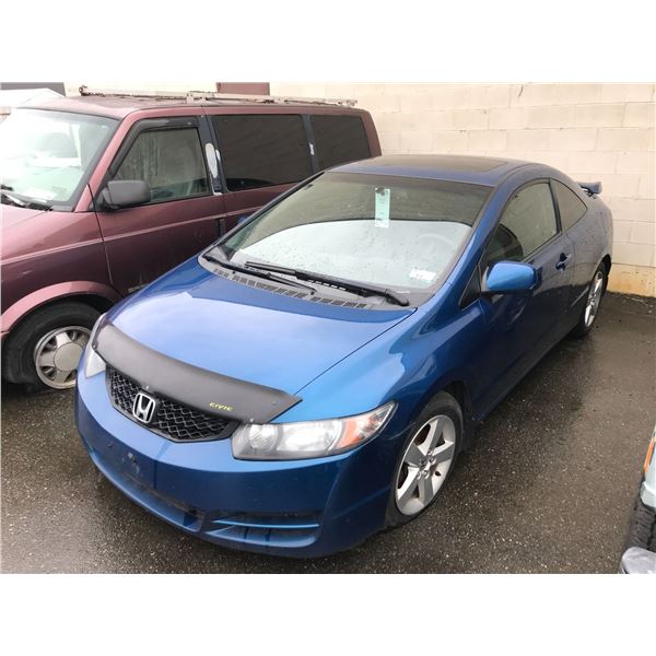 *TOW* 2010 HONDA CIVIC, 2 DR COUPE, BLUE VIN # 2HGFG1A62AH008307