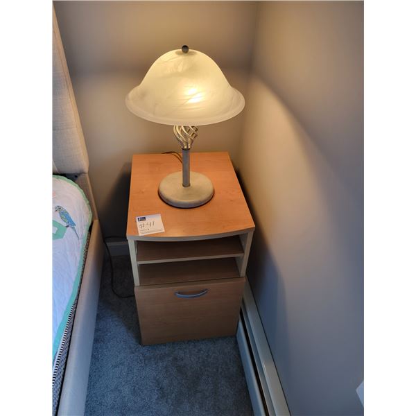 Wood Side Table With Table Lamp