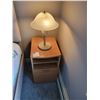 Image 1 : Wood Side Table With Table Lamp