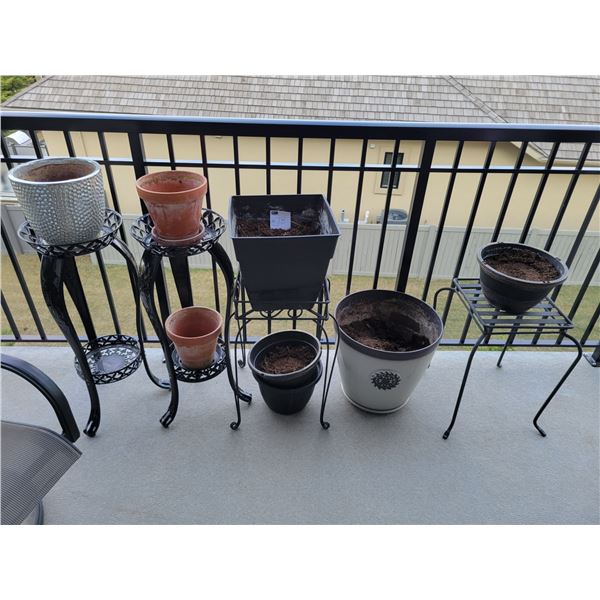 4 Plant Stands with 8 Pots