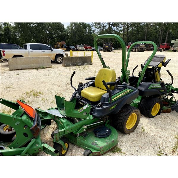 2015 JOHN DEERE Z915B Lawn Mower