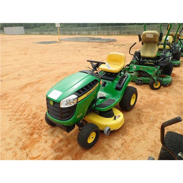 JOHN DEERE D105 Lawn Mower