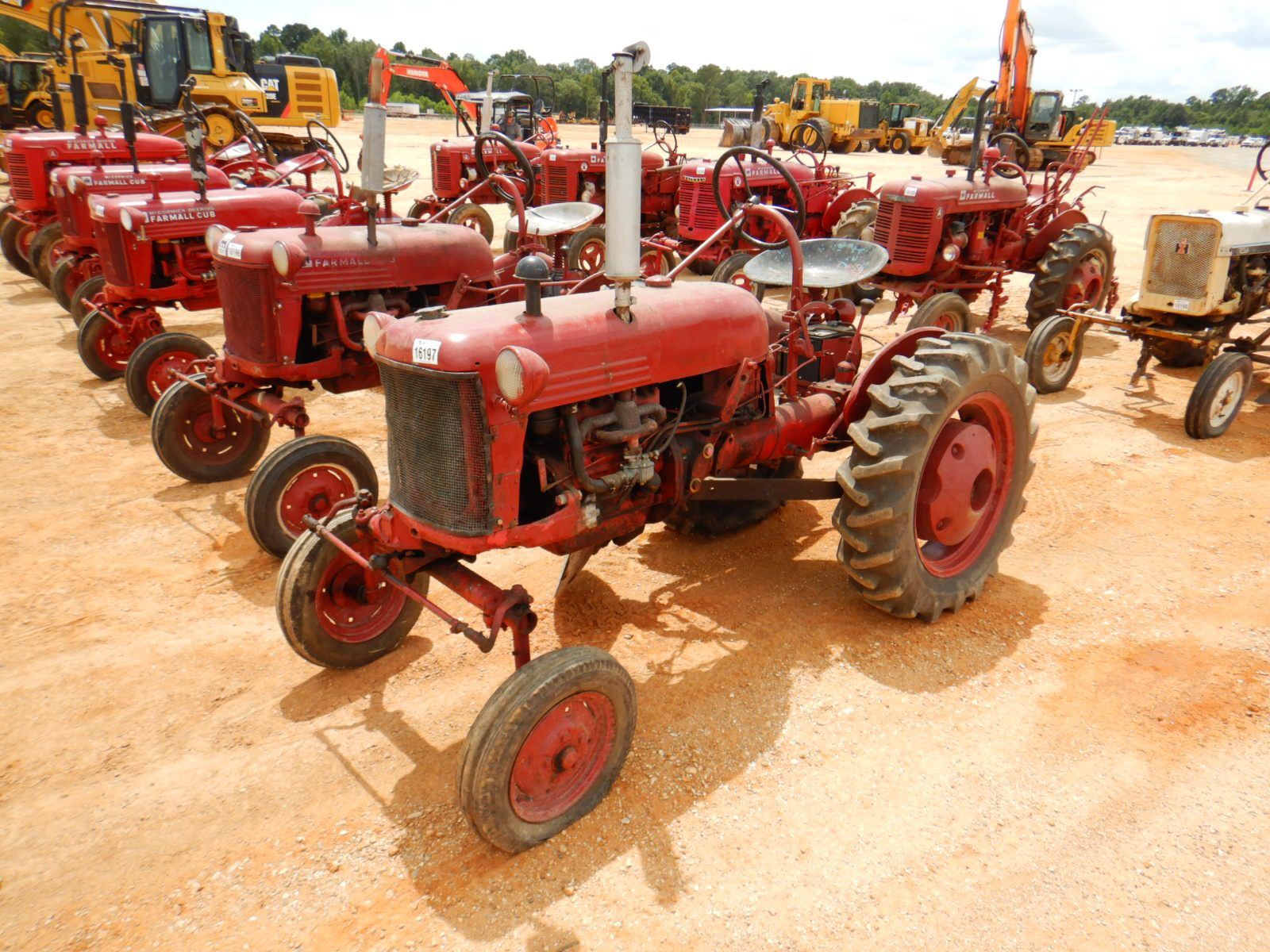INTERNATIONAL HARVESTER F CUB Farm Tractor Test Site INTERNATIONAL HARVESTER F CUB Farm Tractor Test Site