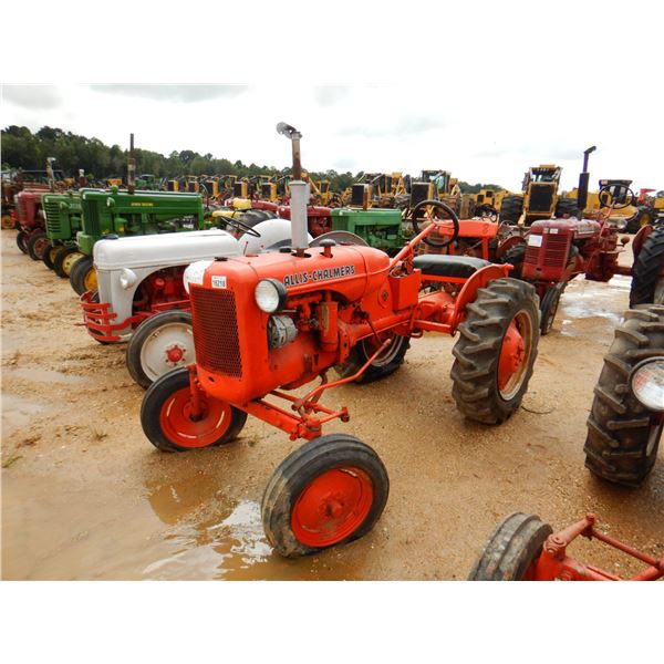 ALLIS CHALMERS B MODEL Farm Tractor