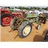 Image 3 : JOHN DEERE 40S Farm Tractor