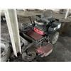 Image 2 : GRAVELY 152 Z Lawn Mower