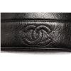 Image 5 : Chanel Vintage Black Caviar Leather CC Logo Box Shoulder Bag