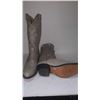Image 2 : Size 11 AA Grey