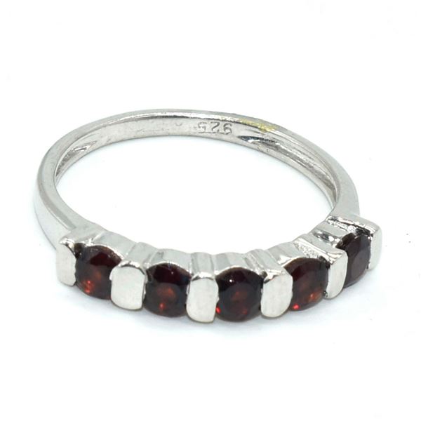SILVER RUBY(0.9CT) RING SIZE 7