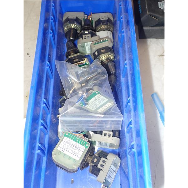 Lot of (12) Fuji Electric Rotary Switch #AC09-RX