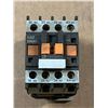 Image 4 : Lot of (17) Telemecanique #CA2DN40 Contactors